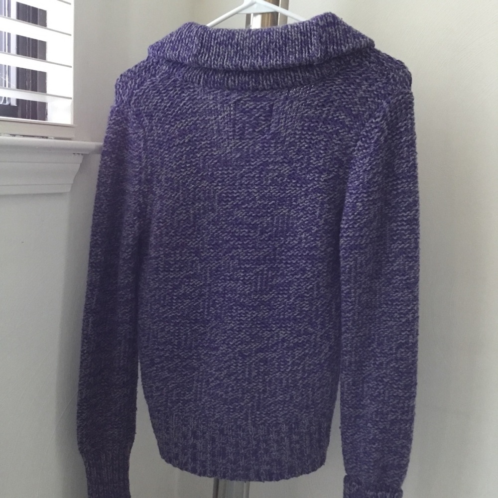 American eagle knitted sweater